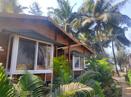beach huts in Goa