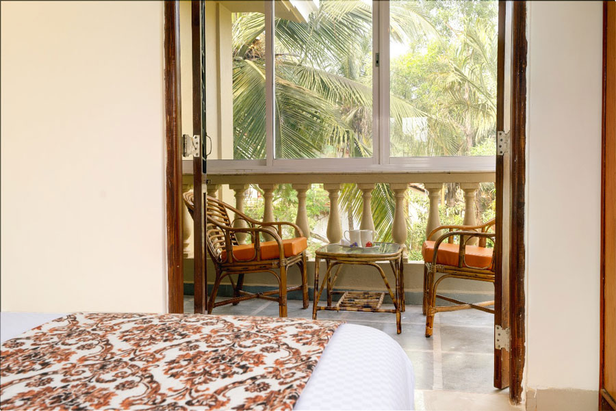 holiday homes in morjim