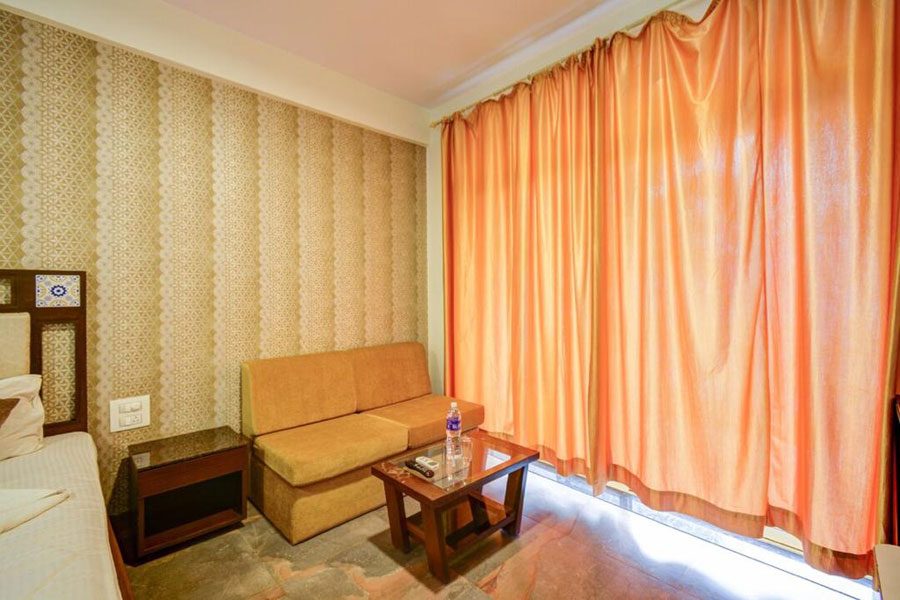 holiday homes in morjim